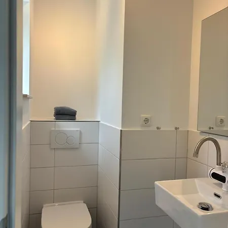 Pappelhof - Doppelhaushaelfte Mit Garten In Semesterbostad Grömitz