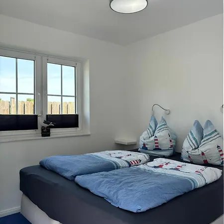 Pappelhof - Doppelhaushaelfte Mit Garten In Grömitz