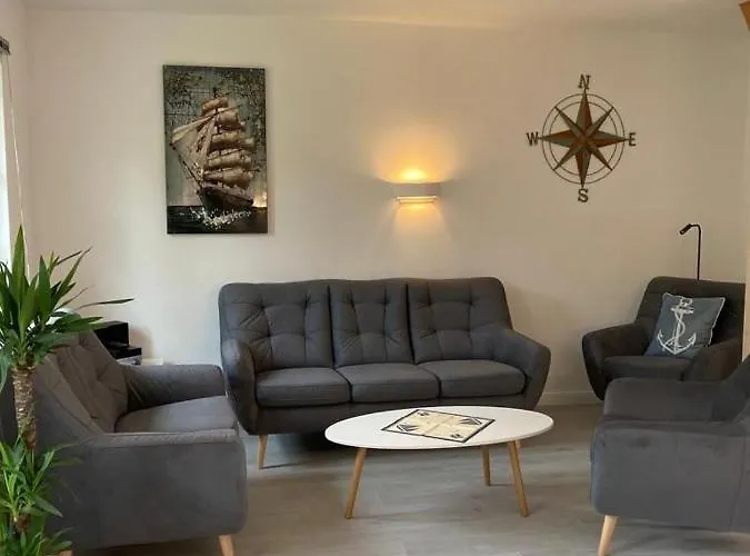 Ferienhaus Pappelhof - Doppelhaushälfte Mit Garten In