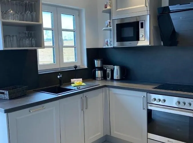 Pappelhof - Doppelhaushälfte Mit Garten In Ferienhaus